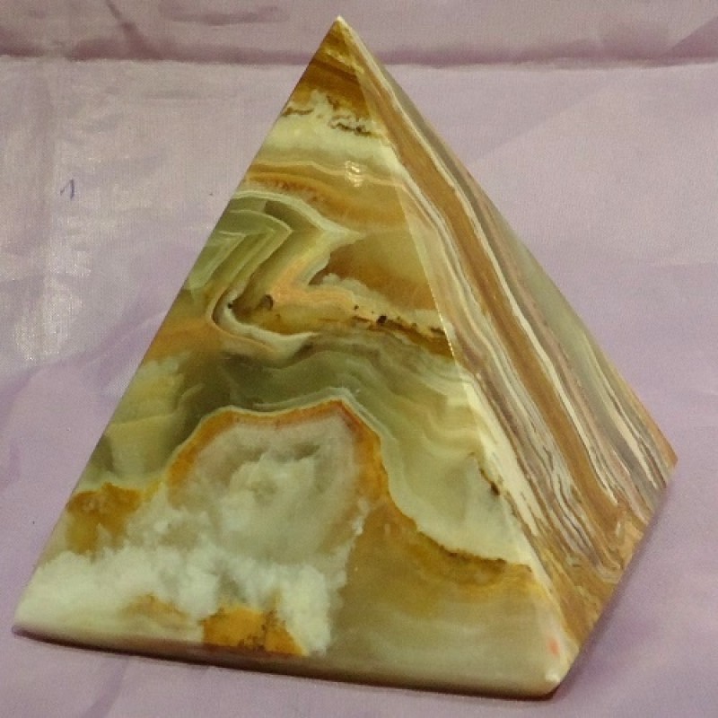 Пирамида из оникса 7х7
